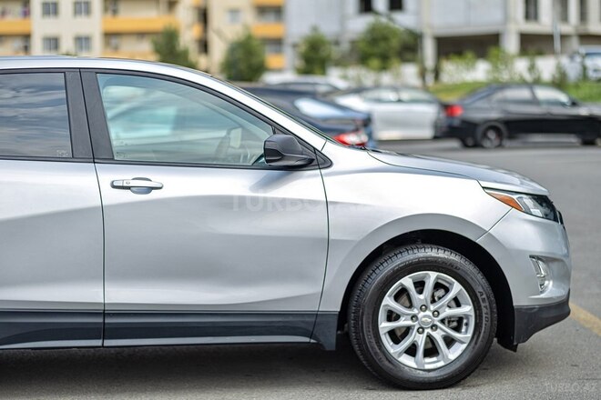 Chevrolet Equinox-8