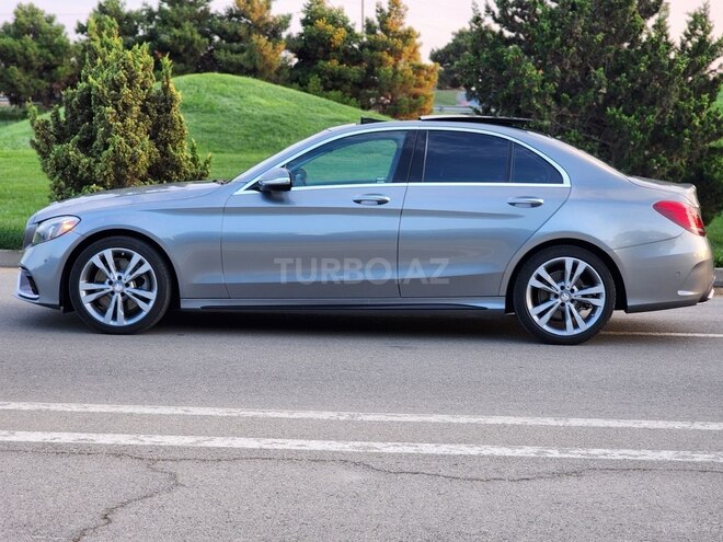 Mercedes C 300 4MATIC 2015, 185,000 km - 2.0 l - Bakı