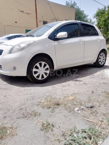 Toyota Yaris 2007, 366,666 km - 1.3 l - Bakı