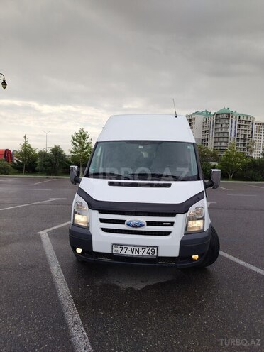 Ford Transit-1