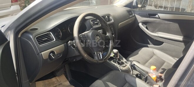 Volkswagen Jetta 2013, 128,000 km - 2.0 l - Bakı