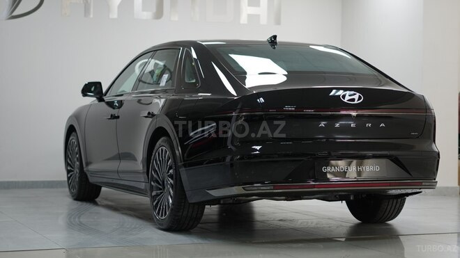 Hyundai Azera-14