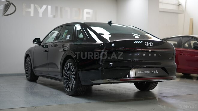 Hyundai Azera-13