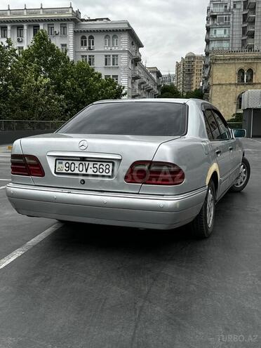 Mercedes E 240 1998, 360,000 km - 2.4 l - Bakı