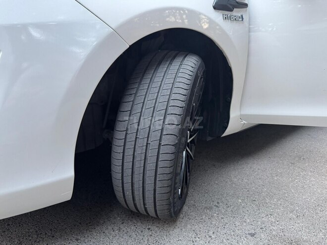 Toyota Prius C 2015, 120,000 km - 1.5 л - Bakı