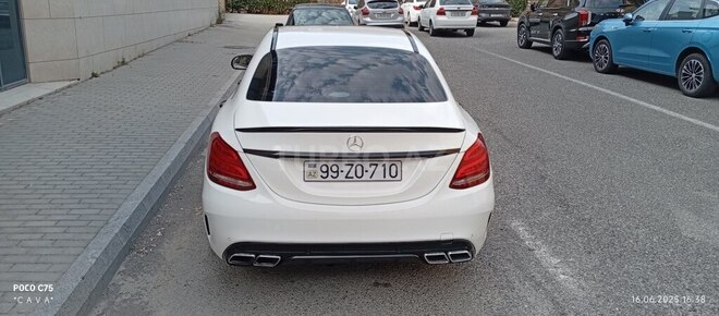 Mercedes C 220 d 2015, 143,143 km - 2.2 l - Bakı
