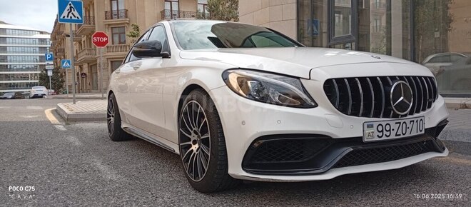 Mercedes C 220 d 2015, 143,143 km - 2.2 l - Bakı