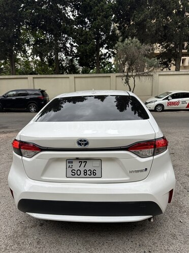 Toyota Corolla 2022, 95,000 km - 1.8 l - Bakı