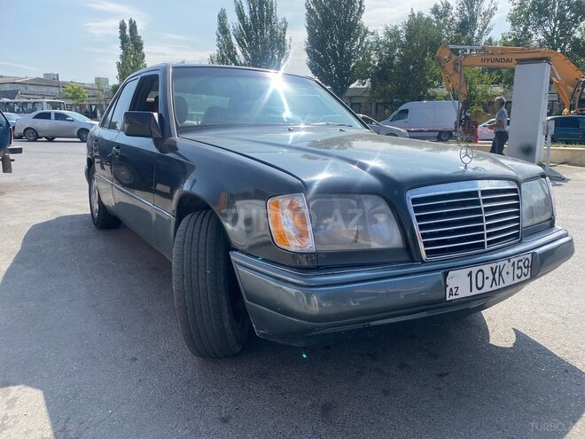 Mercedes E 220 1993, 400,000 km - 2.2 l - Bakı