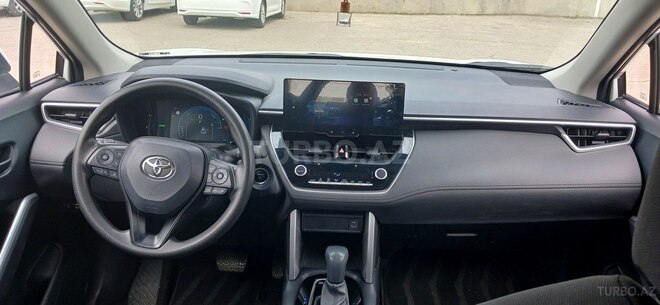 Toyota Corolla Cross 2024, 24,000 km - 2.0 l - Bakı
