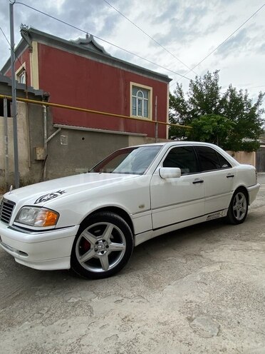 Mercedes C 200 1998, 332,811 km - 2.0 l - Bakı