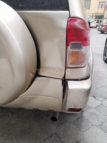 Toyota RAV4 2004, 278,000 km - 2.0 l - Bakı