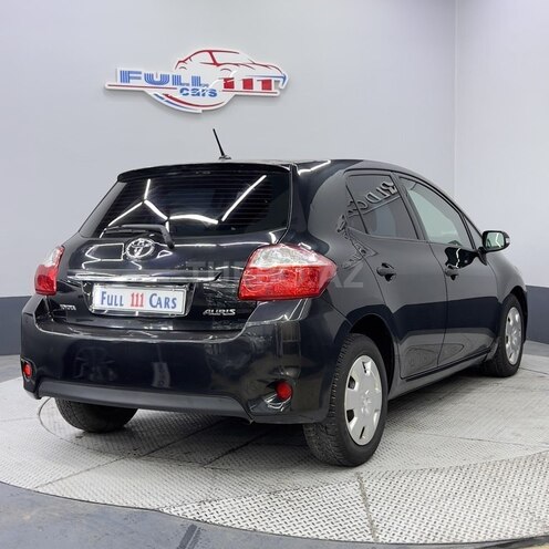 Toyota Auris 2010, 180,111 km - 1.4 л - Sumqayıt
