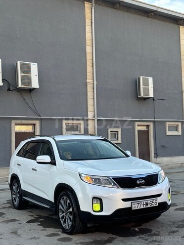 Kia Sorento-13