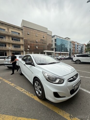 Hyundai Accent 2013, 204,000 km - 1.4 l - Bakı