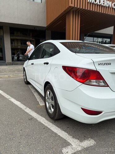 Hyundai Accent 2013, 204,000 km - 1.4 l - Bakı