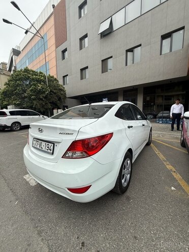 Hyundai Accent 2013, 204,000 km - 1.4 l - Bakı