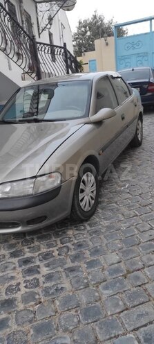 Opel Vectra-3