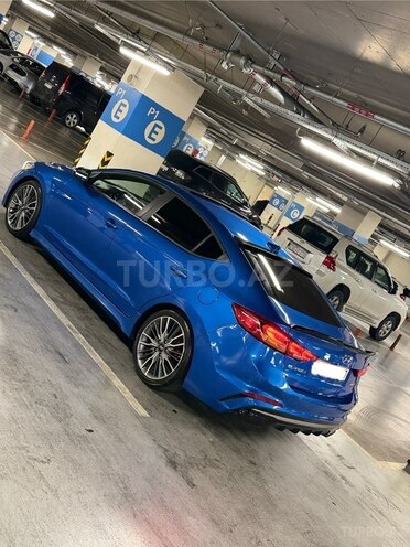 Hyundai Elantra 2016, 136,794 km - 1.6 l - Bakı