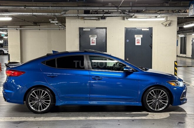 Hyundai Elantra 2016, 136,794 km - 1.6 l - Bakı