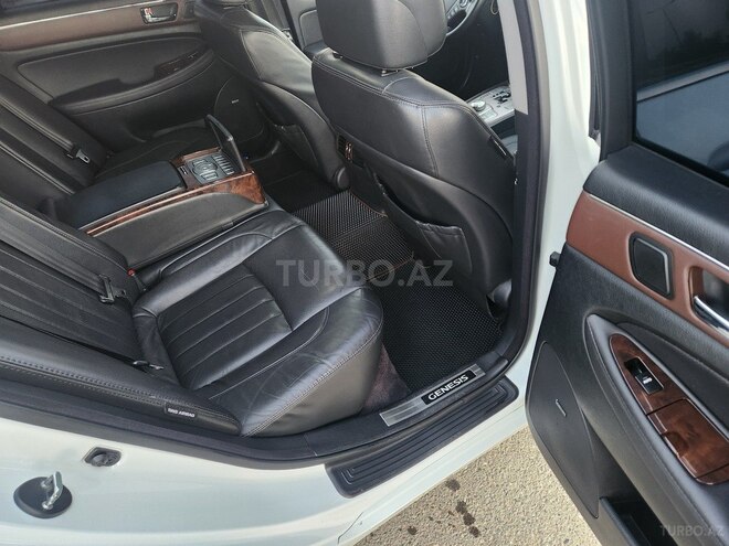 Hyundai Genesis 2011, 220,000 km - 3.8 l - Bakı