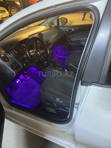 SEAT Ibiza-9