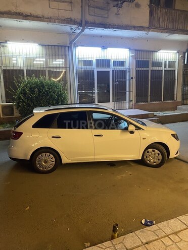 SEAT Ibiza-5