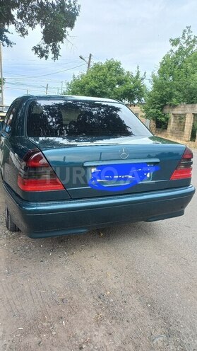 Mercedes C 220 d 2000, 232,479 km - 2.2 л - Cəlilabad