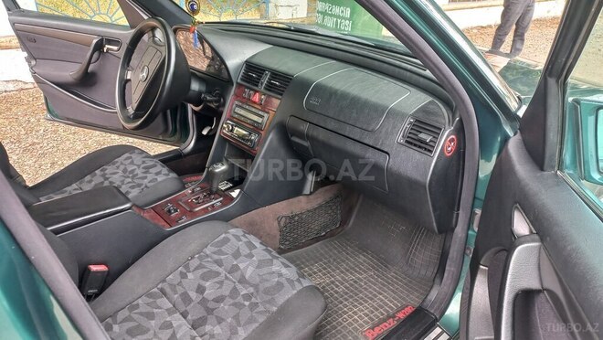 Mercedes C 220 d 2000, 232,479 km - 2.2 л - Cəlilabad