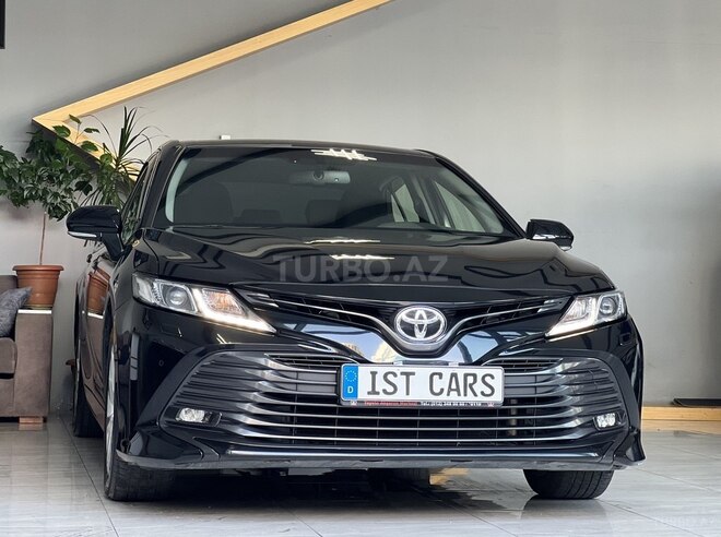 Toyota Camry-1