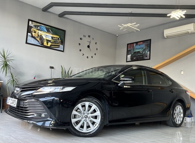 Toyota Camry-5