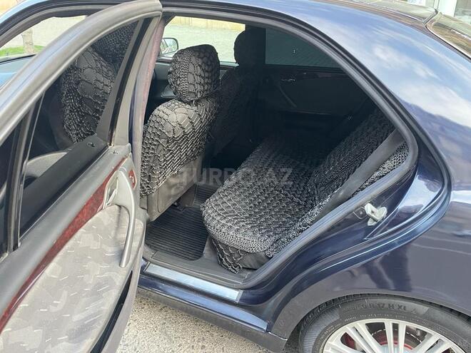 Mercedes E 220 d 2001, 720,111 km - 2.2 l - Bakı