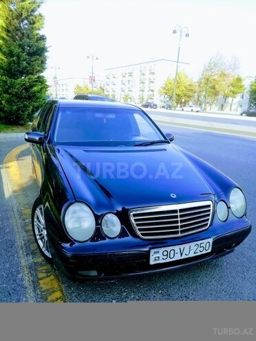 Mercedes E 220 d 2001, 720,111 km - 2.2 l - Bakı