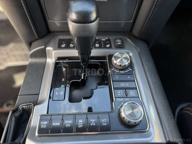 Toyota Land Cruiser 2018, 79,000 km - 4.6 л - Bakı