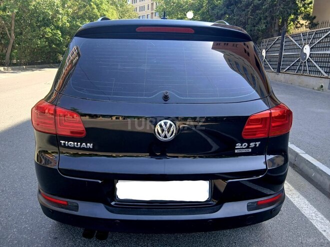Volkswagen Tiguan-5