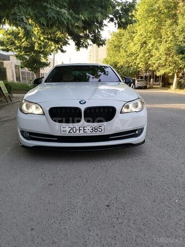 BMW 528-2