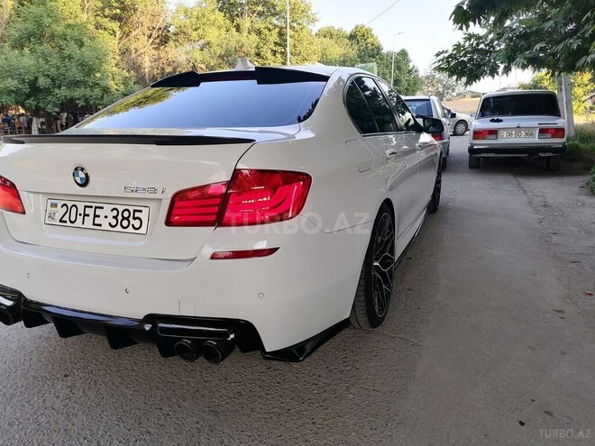 BMW 528-7