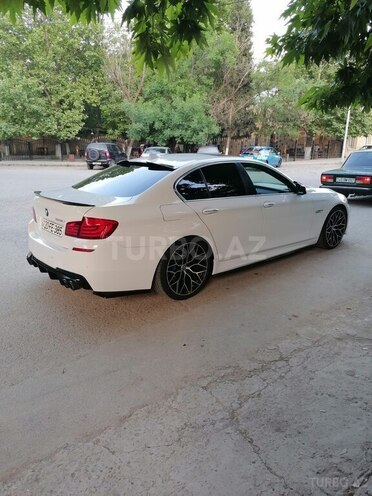 BMW 528-17