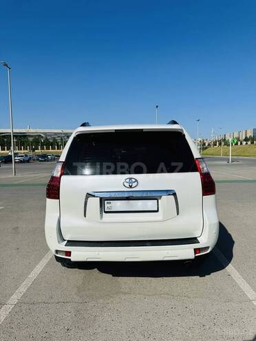 Toyota Land Cruiser Prado 2012, 429,000 km - 3.0 l - Bakı