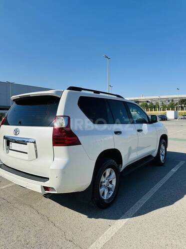 Toyota Land Cruiser Prado 2012, 429,000 km - 3.0 l - Bakı