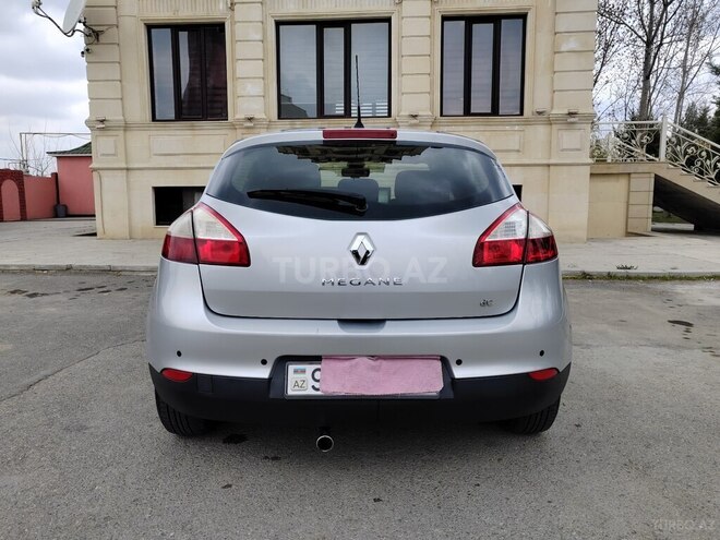 Renault Megane-2