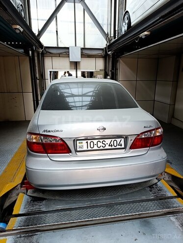 Nissan Maxima-2