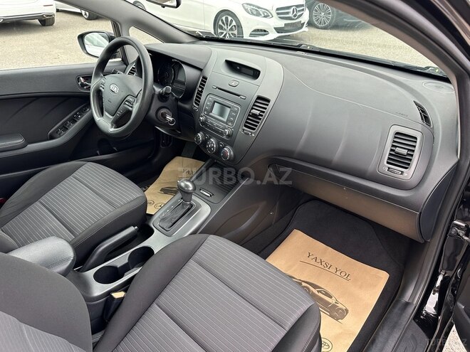 Kia Forte-11