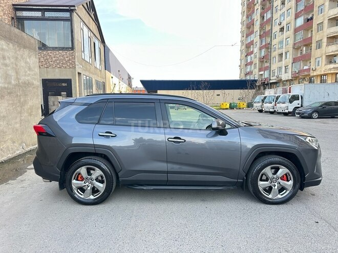 Toyota RAV4 2019, 110,221 km - 2.0 l - Bakı