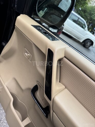 Nissan Armada 2007, 185,000 km - 5.6 l - Bakı