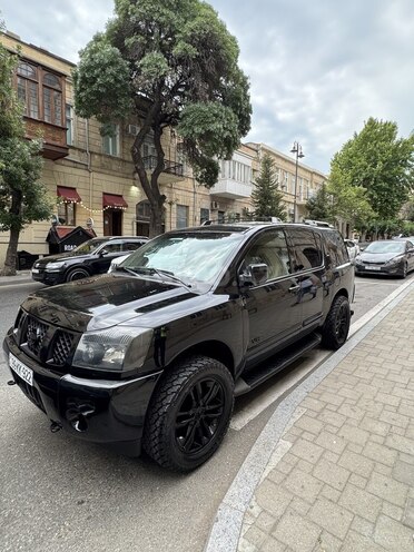 Nissan Armada 2007, 185,000 km - 5.6 l - Bakı