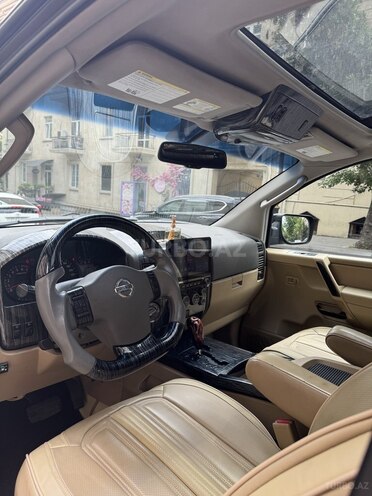 Nissan Armada 2007, 185,000 km - 5.6 l - Bakı