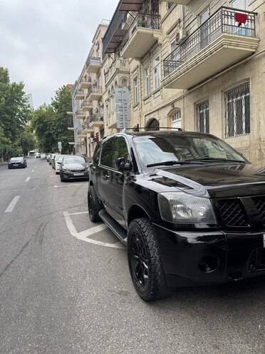 Nissan Armada 2007, 185,000 km - 5.6 l - Bakı