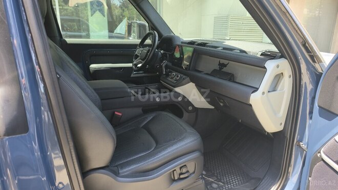 Land Rover Defender 2021, 56,000 km - 2.0 л - Bakı