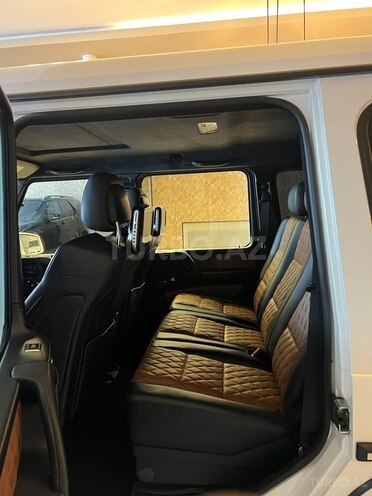 Mercedes G 63 AMG-12